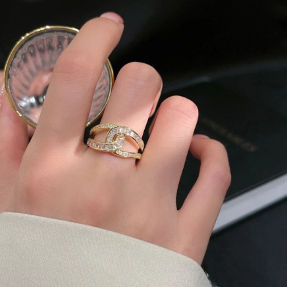 U-shaped Zircon Gold Adjustable Rings - Picture 3 of 4